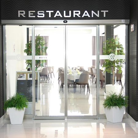 Bosphorus Hotel Aleksinac Exterior photo